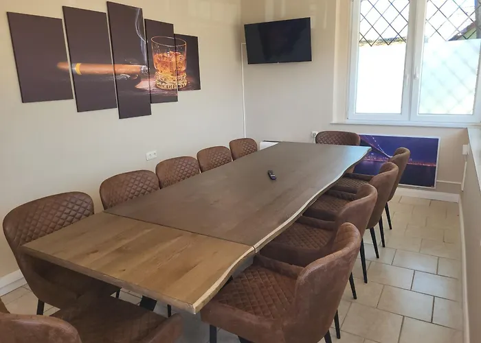 Hk-vermietung 旅馆